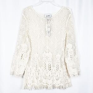 LE MODA crochet woven top